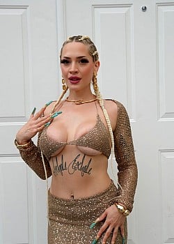 Scarlett Synn